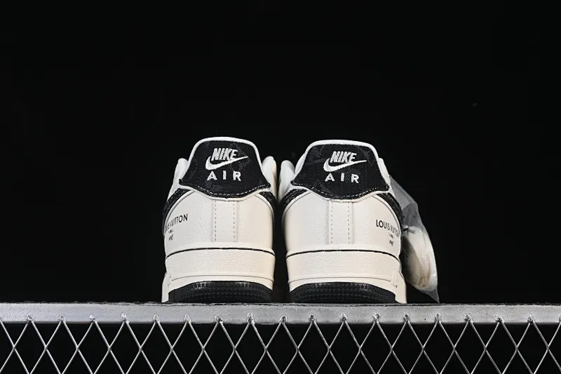 All categories Nk Air Force 1 Air Force series Nk Air Force 1 Low Air Force low top Nike Air Force 1'07 Low joint beige denim hook Air Force 1 low top casual sneakers DD1982-320